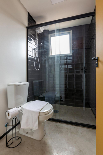 Bathroom 4