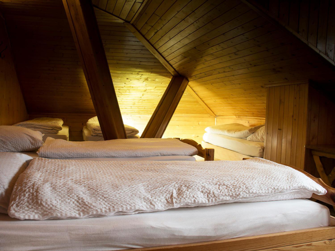 Others 4, Refuge de Plan-Francey, La Gruyère