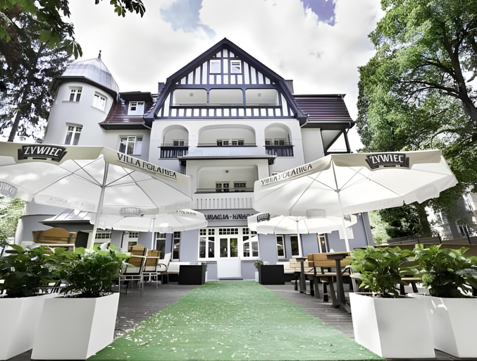 Others 4, Villa Polanica, Kłodzko