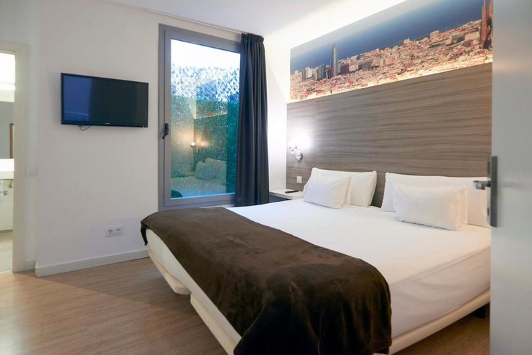 Bedroom 3, Hotel BestPrice Diagonal, Barcelona