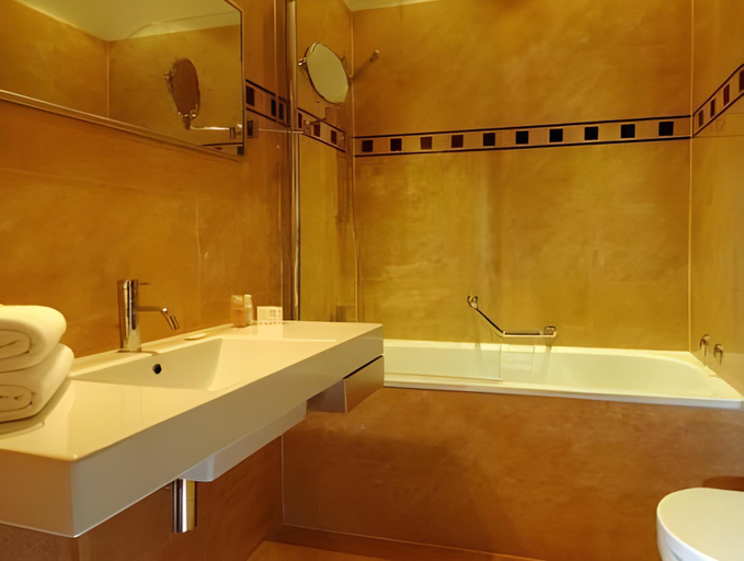 Bathroom 5, Hotel Bristol by OHM Group, Opatija/Veprinac