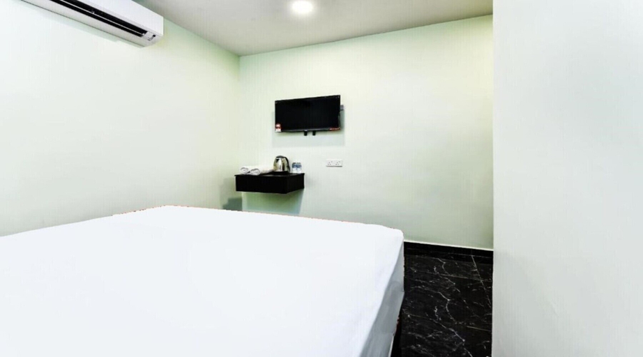 Bedroom 5, TH Hotel, Jempol