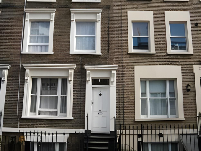 Others 5, Daisy Hotel, London