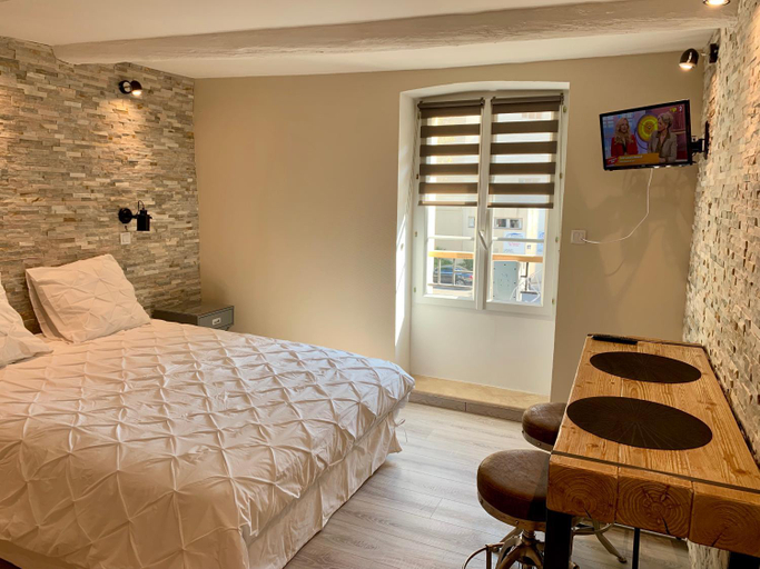 Bedroom 13