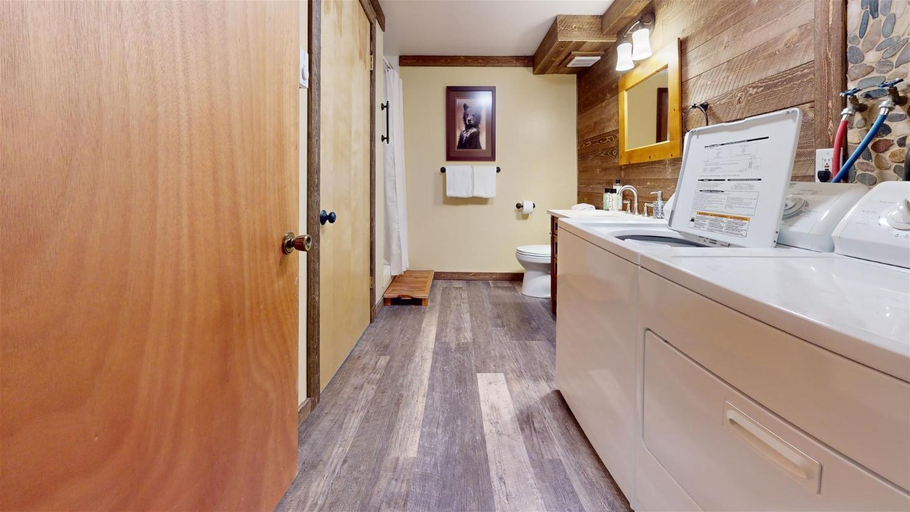 Others 2, Trapper Condo Unit 7, Gallatin
