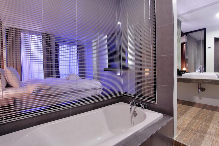 Bathroom 3, ウィンディー ホテル(Win D Hotel), Muang Nakhon Ratchasima