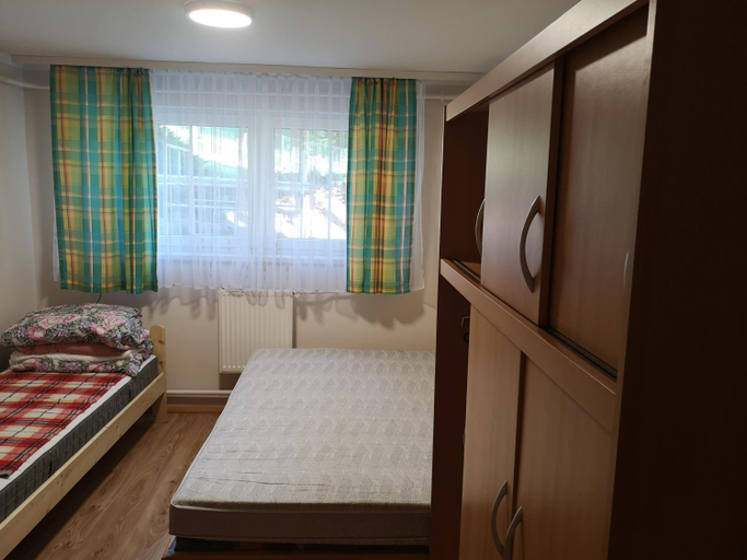 Bedroom 2, Bianca, Żywiec