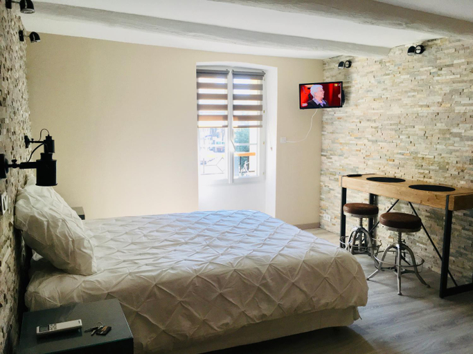 Bedroom 23
