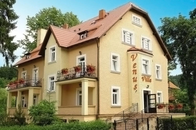 Others 3, Villa Venus, Kłodzko