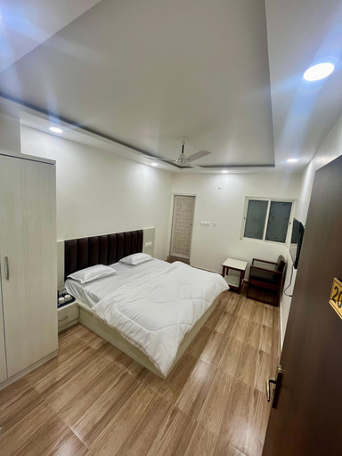 Bedroom 5, The Royal Darbaar, Gorakhpur