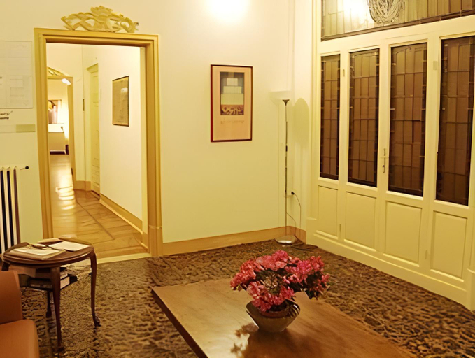 Others 4, Albergo San Giovanni, Florence