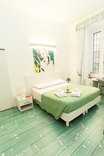 4, Divine Bed & Breakfast, Rome