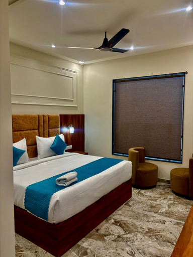 Bedroom 4, Hotel Majestic Heights, Agra
