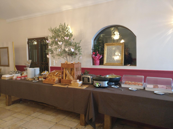 Others 5, Chateau Rieutort, Hérault
