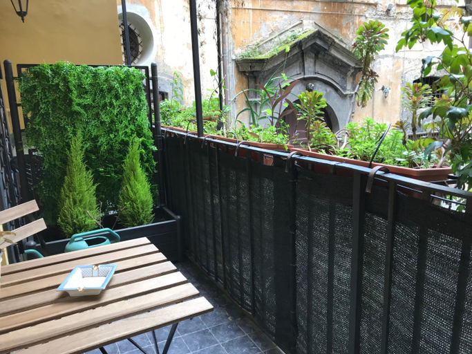 Others 5, B&B Palazzo Solimena, Napoli