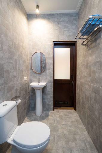 Bathroom 3