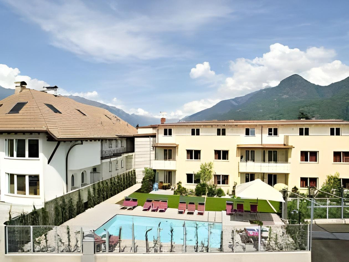 Others 2, Garden Residence, Bolzano