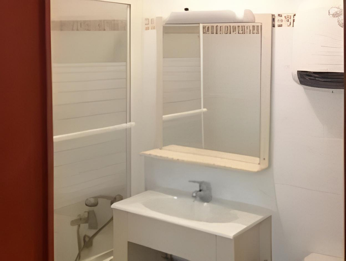 Bathroom 3, Hotel Parc Mazon-Biarritz, Pyrénées-Atlantiques