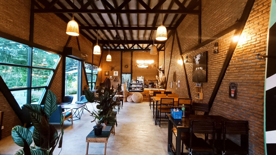 Food & Drinks 3, Lake Camp Resort, Phi Pun