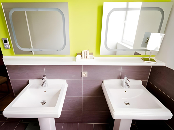 Bathroom 3, Hotel et Spa La Villa K - Basel Airport, Haut-Rhin