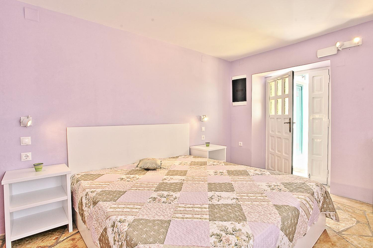 Bedroom 3, Villa Regina: Above Agni, superb views and pool, Ionian Islands