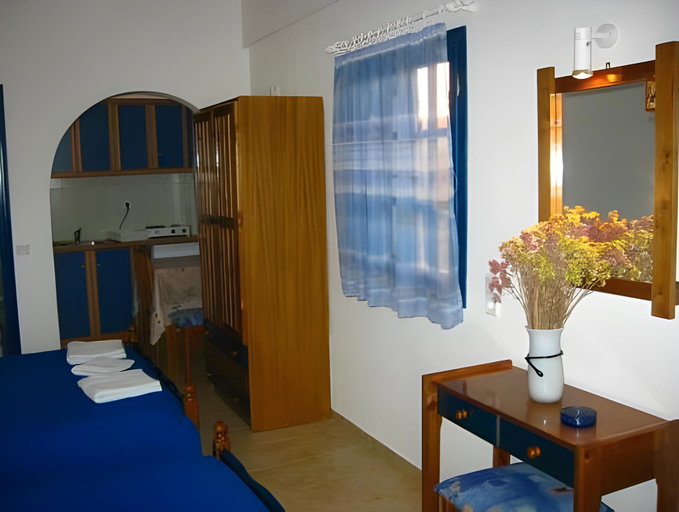 Bedroom 3, Honeymoon Beach Studios, South Aegean