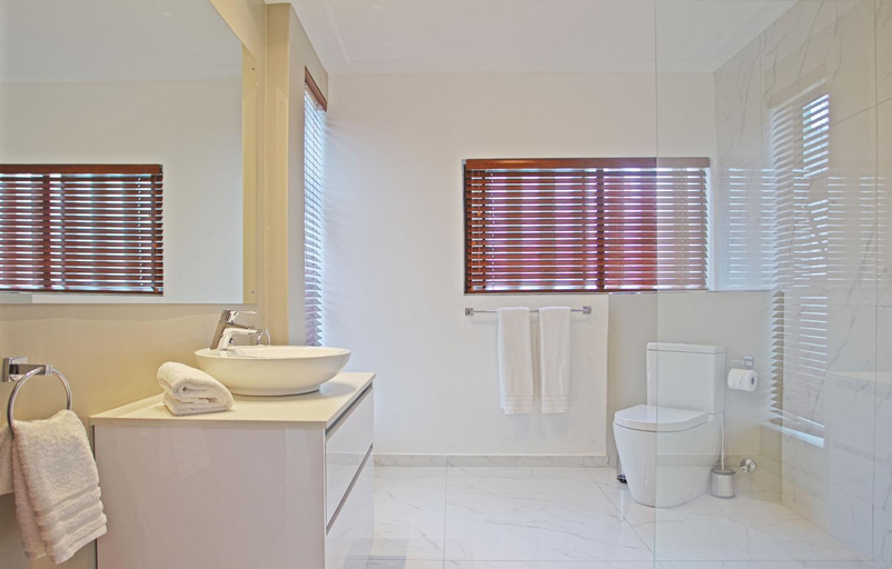 Others 5, Bayview Penthouses and Rooms, City of Cape Town
