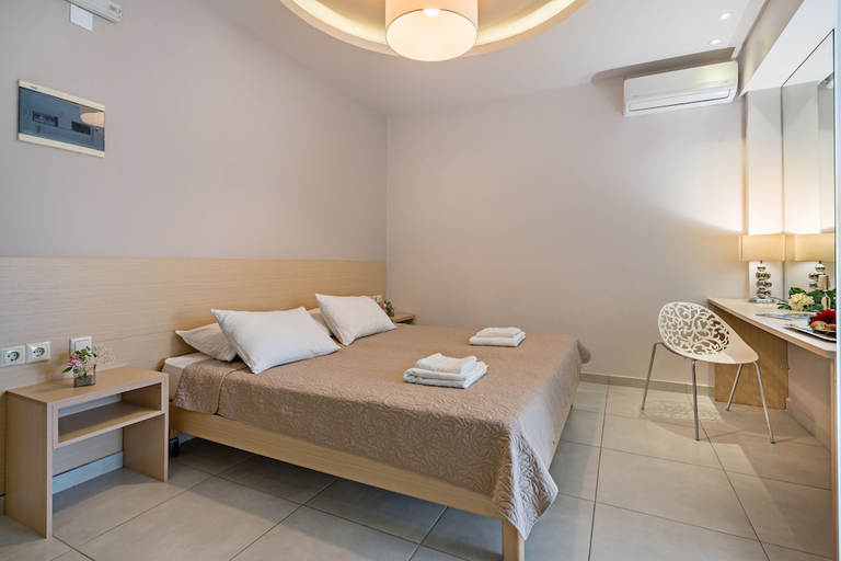 Bedroom 3, Apollo, Crete