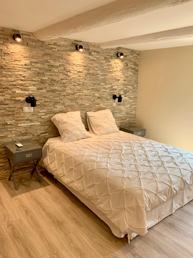 Bedroom 15
