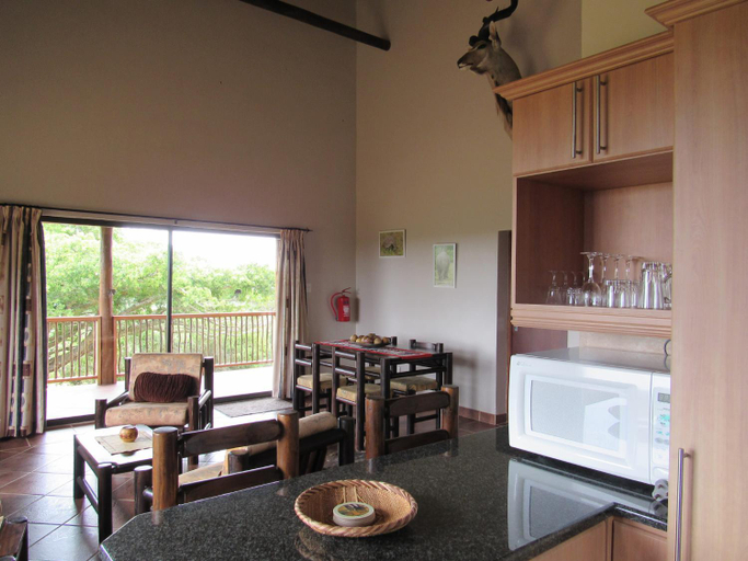 Dining Room 12