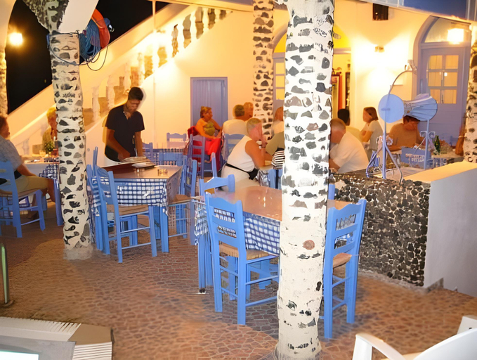 Food & Drinks 5, Honeymoon Beach Studios, South Aegean