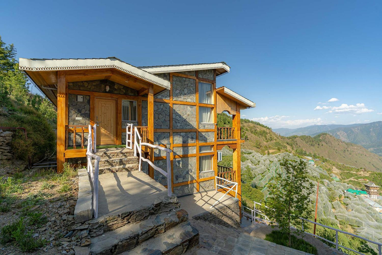 Others 4, StayVista at Sarog Cottage at Daafi With Bonfire, Shimla
