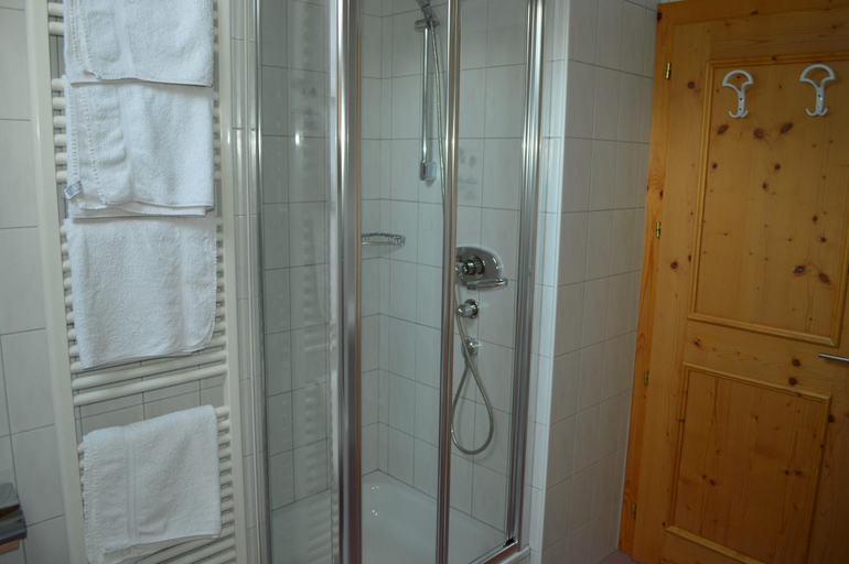 Bathroom, Residence Rogger, Bolzano