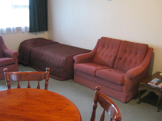 Others 5, Blue Dolphin Motel, Timaru