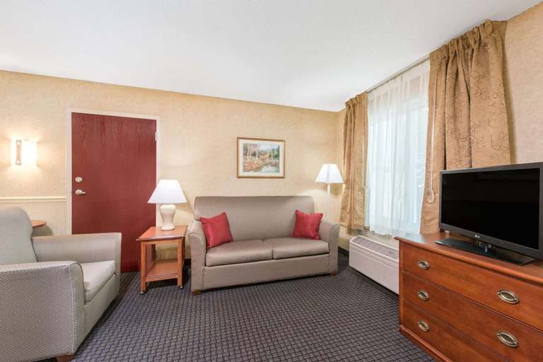 Others 5, Quality Inn, New Haven