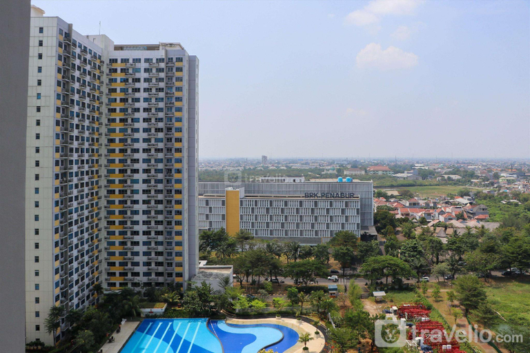 Nice Studio Apt Springlake Summarecon By Travelio, Bekasi