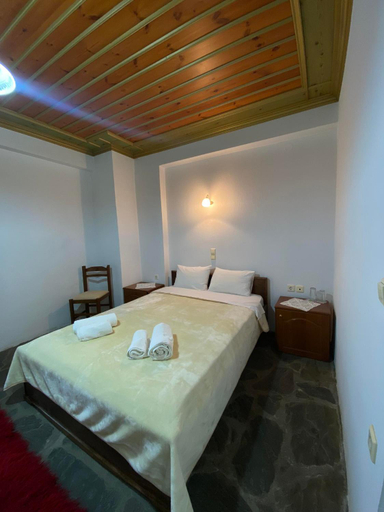 Bedroom 5, Hotel Zagori, Epirus
