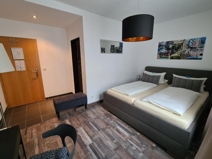 Bedroom 12