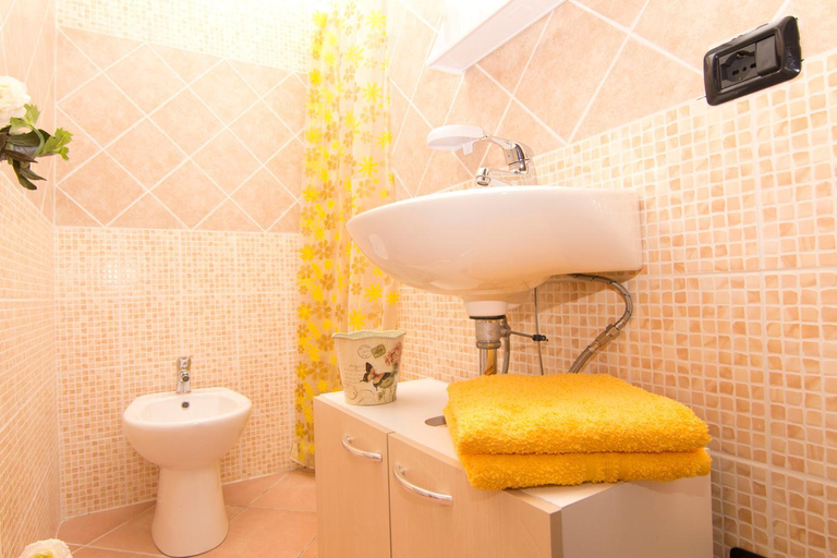 Bathroom 6