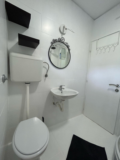 Bathroom 2, Apartmani Nada, Pakoštane