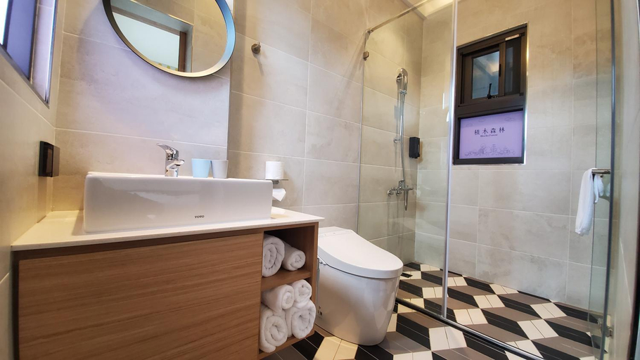 Bathroom, Blocks Forest, Taitung