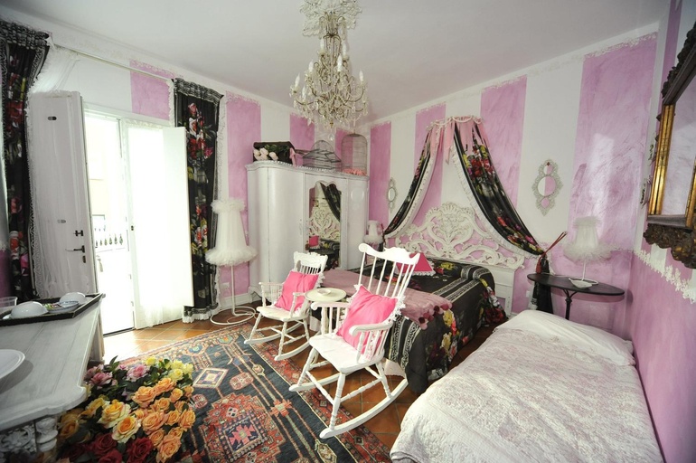 Bathroom 2, La maison delle favole, Brescia