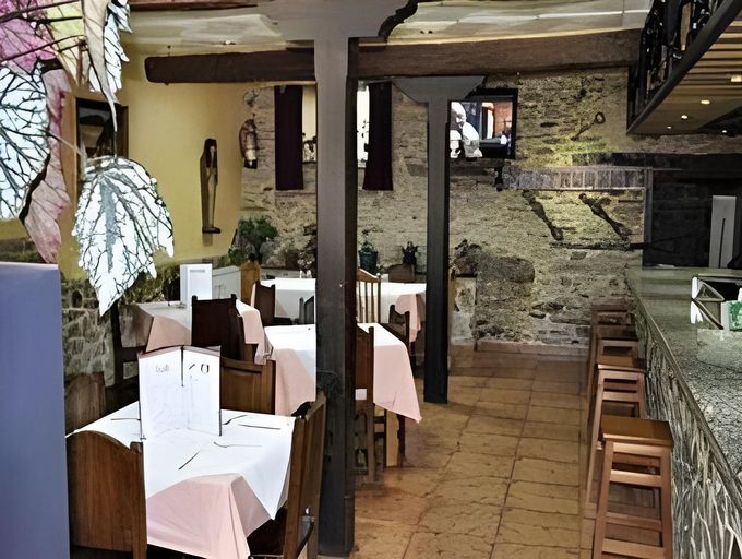 Food & Drinks 3, Hostal Tribal, Zamora