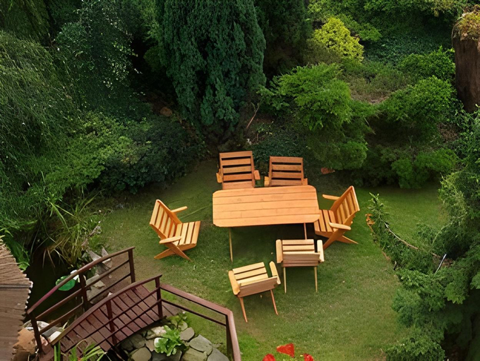 Others 4, Smart2Stay Pod Lipami, Warsaw