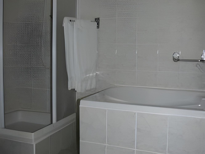 Bathroom, 't Zwanemeer, Aa en Hunze