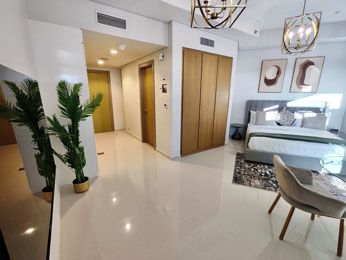 Others 5, Lux BnB Aykon Tower Skyline Views, Dubai