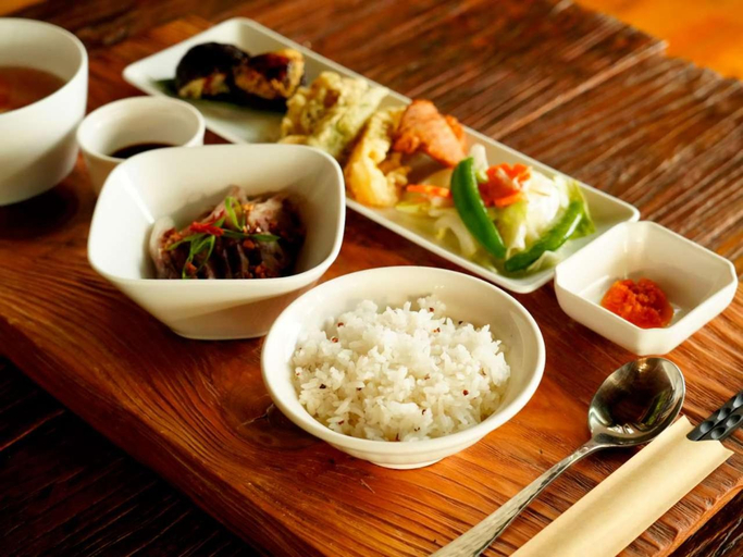 Food & Drinks 4, 5KM Villa, Nantou