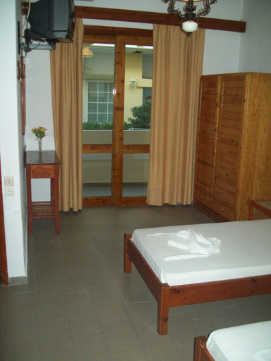 Bedroom 2, Kato Stalos Beach, Crete