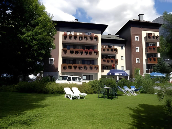 Exterior & Views 1, Hotel Cristallo, Sondrio