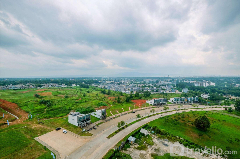 Exterior & Views, New Furnished Studio Kaliana Apartment By Travelio, Bogor